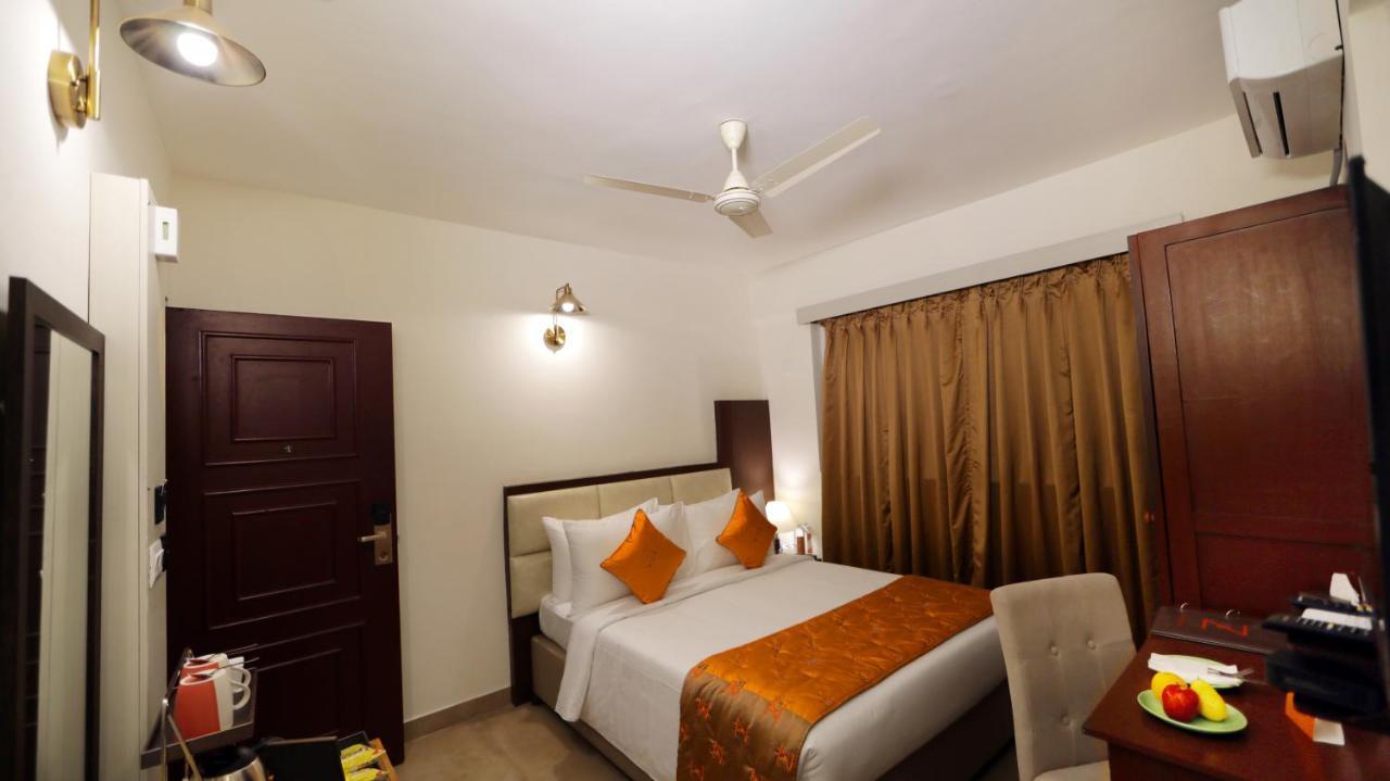 The Altruist Business Hotel Whitefield Bangalore Extérieur photo